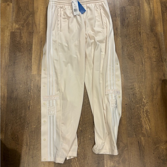 NEW MENS ADIDAS ORIGINALS ADIBREAK BUTTON TRACK PANTS ~SIZE LARGE IM8217 WHITE - Picture 4 of 6